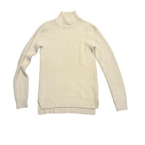 Banana republic wool blend creamy white sweater
